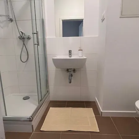 1 With Terrace, Slnecnice, 18b Pozsony